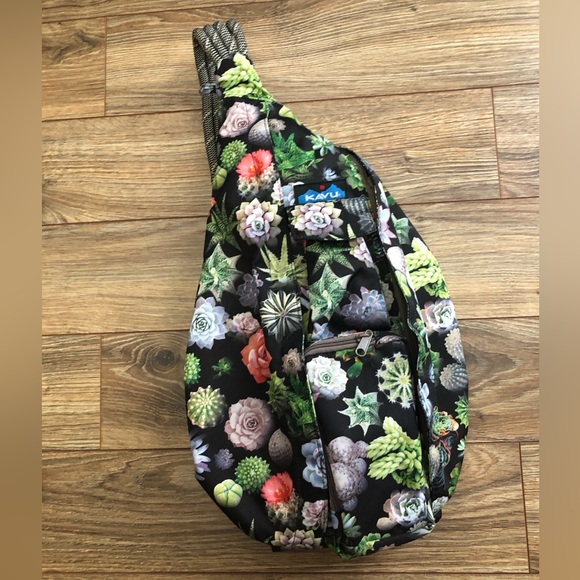 Kavu Bags Kavu Large Sling Bag Poshmark